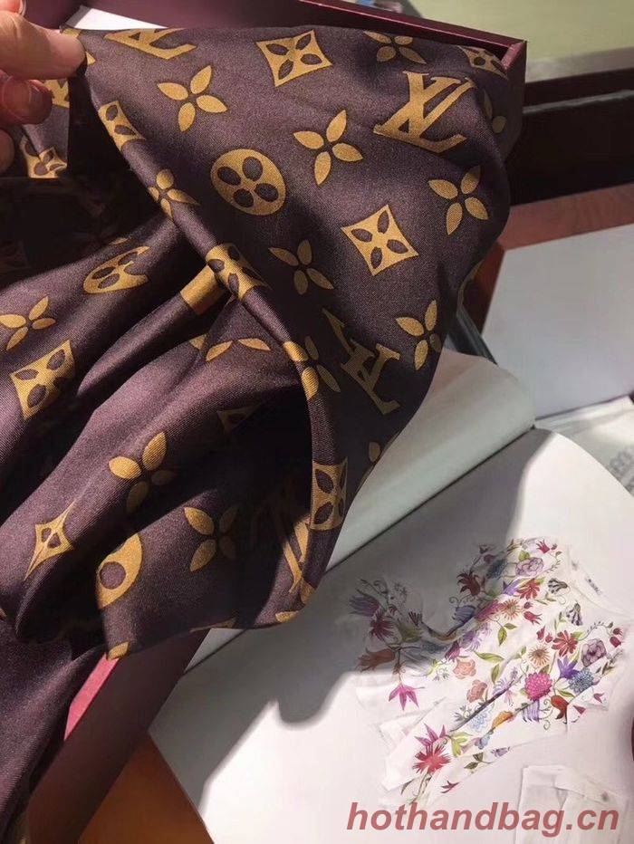 Louis Vuitton Scarf LVS00123